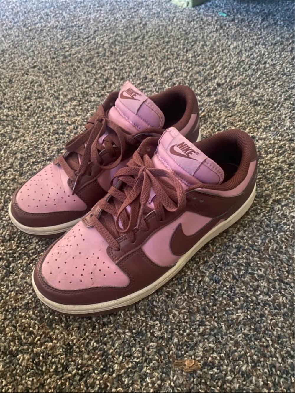 Nike Women’s Low-Top Sneakers in Pink and Burgundy